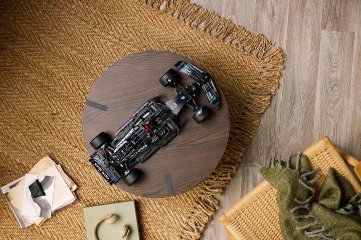 Actual product image LEGO Mercedes-AMG F1 W14 E Performance (42171, LEGO Technic)