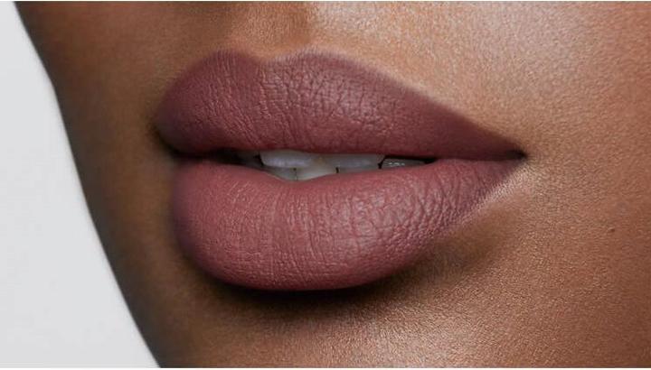 Produktbild Charlotte Tilbury Matte Revolution Lipstick (Very Victoria)