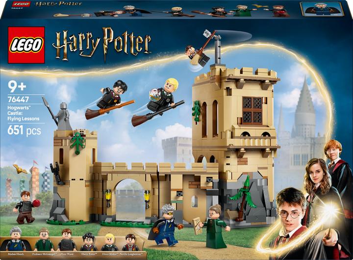 Actual product image LEGO Hogwarts Castle flying lessons (76447, LEGO Harry Potter)