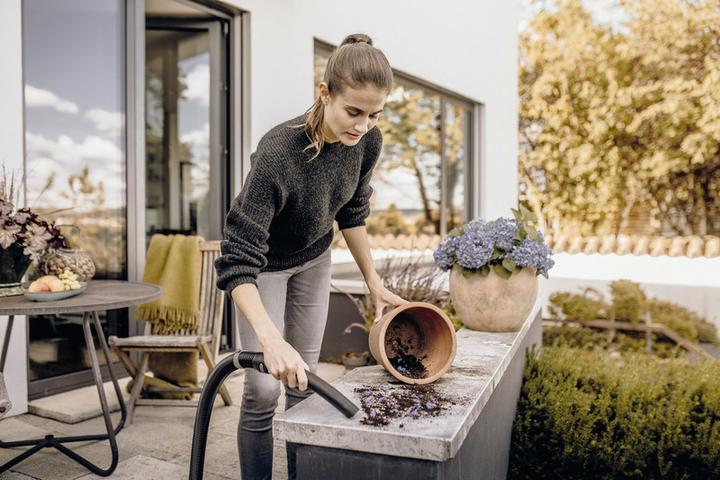 Immagine prodotto Kärcher KWD 3 S V-17/4/20/F 17 L Aspiratore a cilindro Secco e bagnato 1000 W Sacchetto per la polve (Aspirapolvere a umido e a secco)
