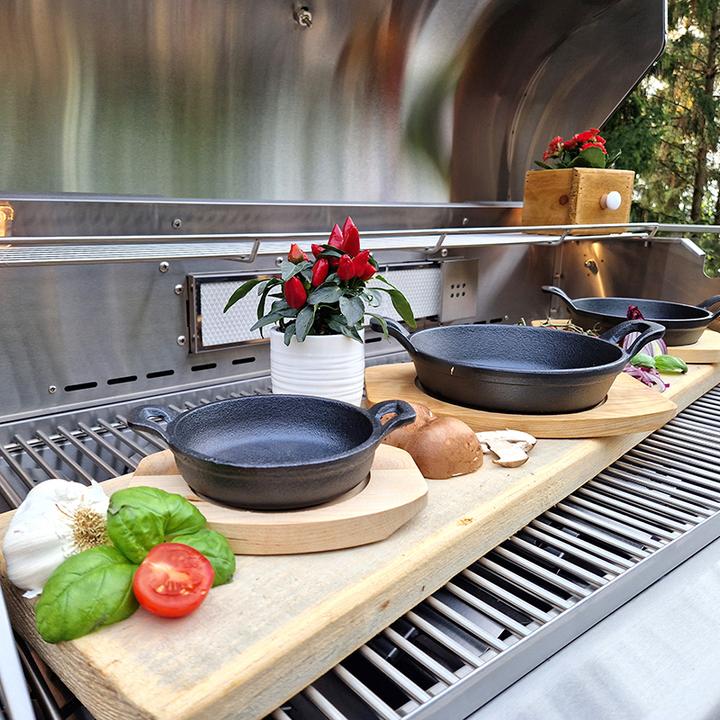 Image du produit All'Grill Poêle en fonte avec 2 poignées Ø 15 cm et dessous de plat en bois