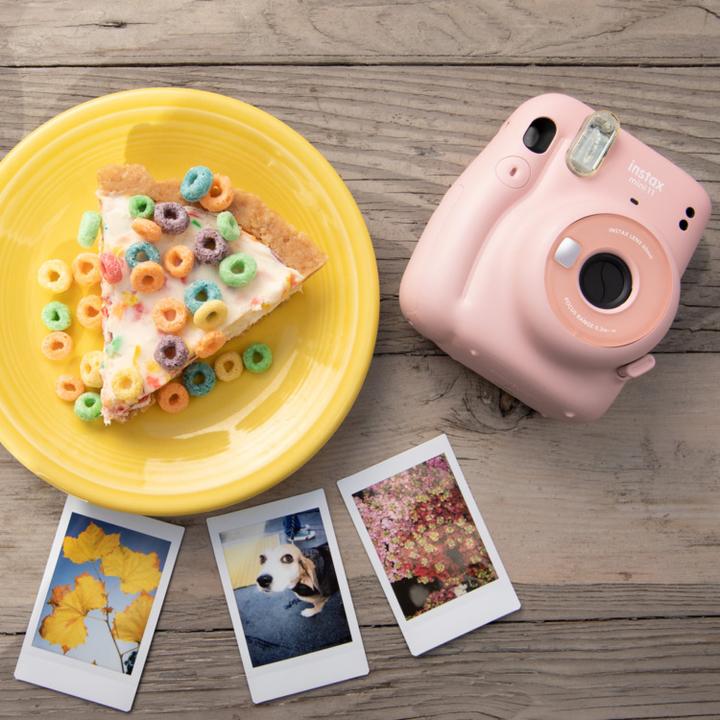 Actual product image Fujifilm Instax Mini 11