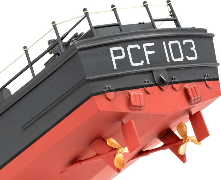 Actual product image Revell US Navy Swift Boat MkI
