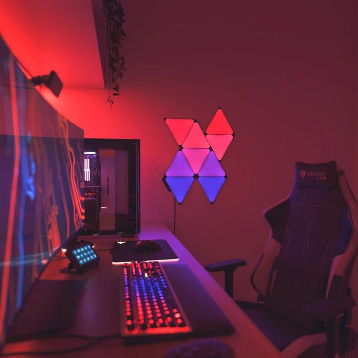 Actual product image Nanoleaf Shapes Ultra Black 9PK Starter (80 lm)