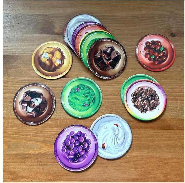 Actual product image Skellig Games Sweet Mess (German)