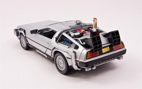 Produktbild Welly DeLorean Back to the Future II