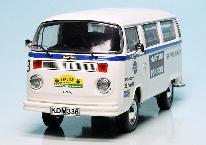 Produktbild Premium ClassiX Volkswagen T2 Servicefahrzeug Team Martini Porsche Safari