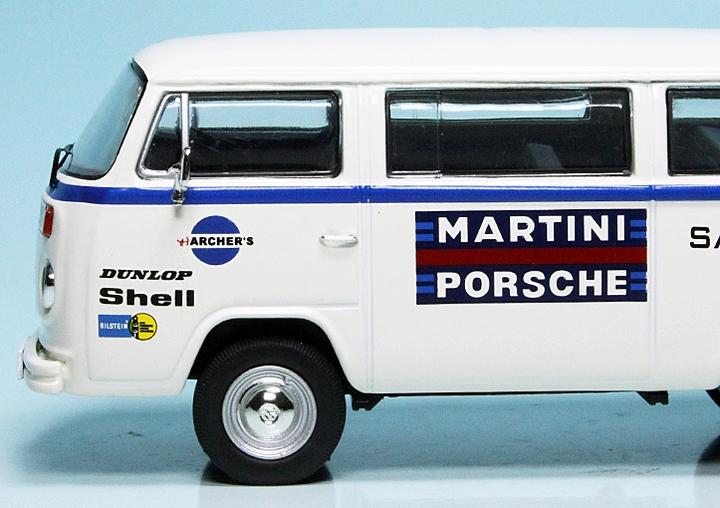 Produktbild Premium ClassiX Volkswagen T2 Servicefahrzeug Team Martini Porsche Safari