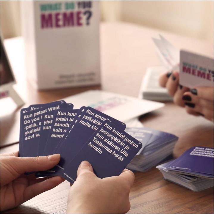 Immagine prodotto Martinex Peliko 40861956 gioco da tavolo/di carte What Do You Meme? 90 min Festa (Finlandese)