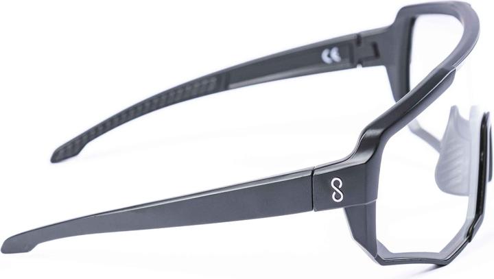 Actual product image Coast Optics Nita 2 Sportbrille schwarz mit klarem Glas (Black, Black)