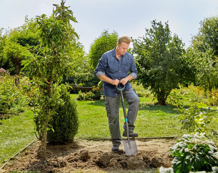 Actual product image Gardena Ergo Line pointed spade