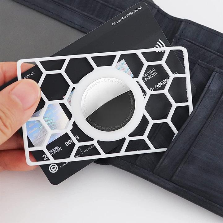 Actual product image Ueli Express AirTag wallet holder in credit card format