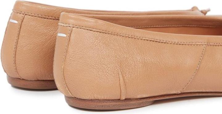 Immagine prodotto Maison Martin Margiela Maison margiela tabi ballerina in camel color leather (38)