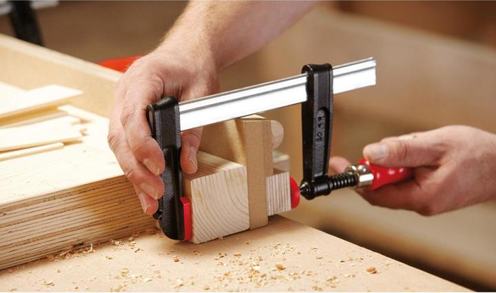 Actual product image Bessey clamp (1000 mm)