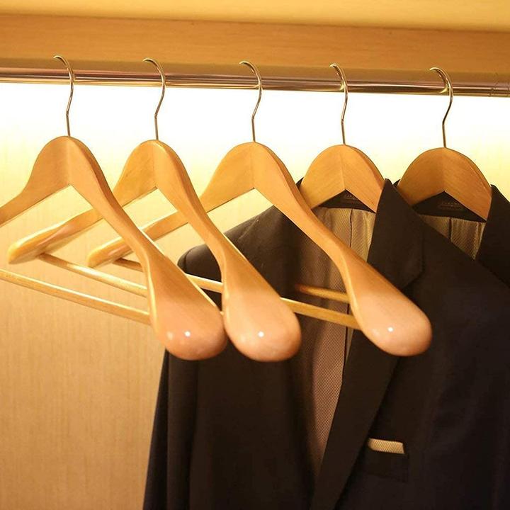 Actual product image Hangerman Wooden coat hanger (10 x)