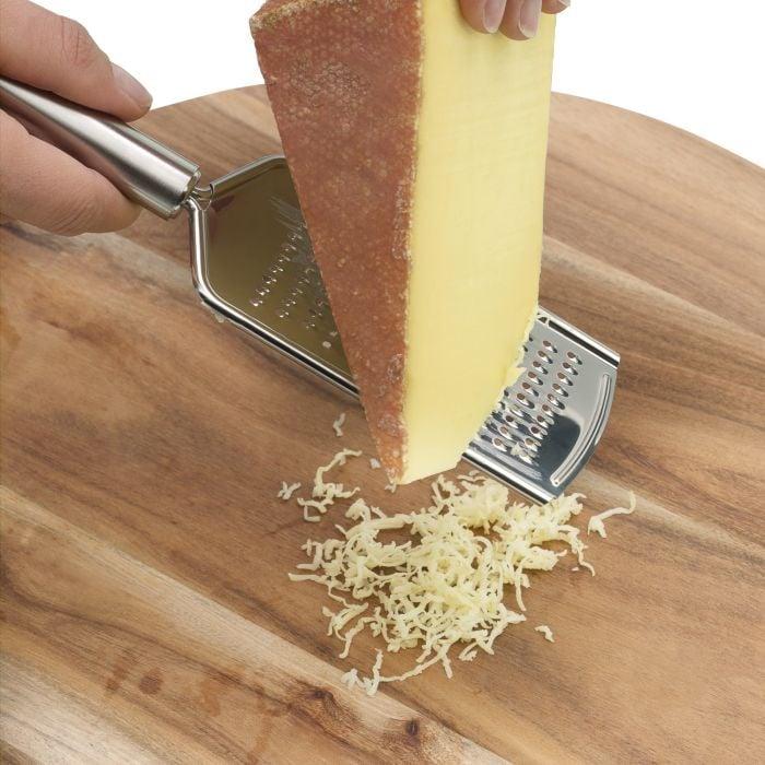 Produktbild WMF Käsereibe Parmesanreibe Zitronenreibe 25cm feine Reibefläche Profi Plus Edelstahl