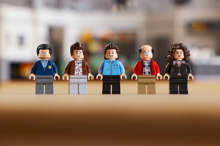 Actual product image LEGO Seinfeld (21328, LEGO Ideas, LEGO Rare Sets)