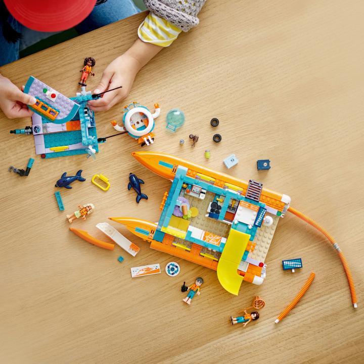 Actual product image LEGO Sea rescue boat (41734, LEGO Friends)
