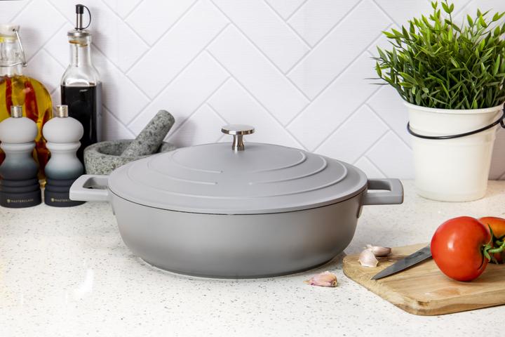 Produktbild Master Class Casserole Dish (Bräter + Schmortopf, Aluminium)
