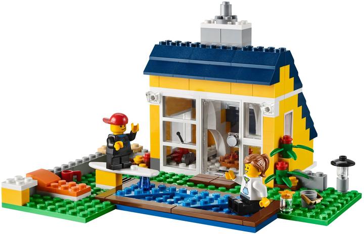 Actual product image LEGO Beach Hut (31035, LEGO Creator Expert)