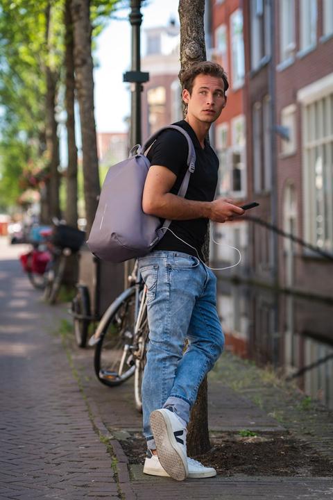 Produktbild XD Design XD-Design Bobby Soft Rucksack Lässiger Rucksack Grau Polyethylenterephthalat (16 l)