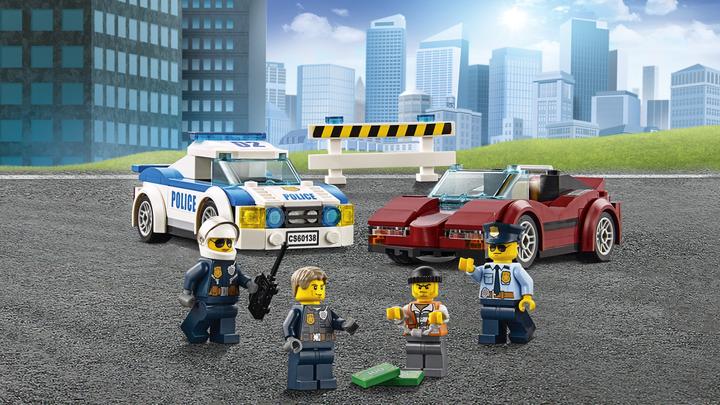 Produktbild LEGO Rasante Verfolgungsjagd (60138, LEGO City)