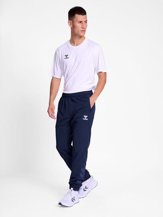 Actual product image hummel Hmltravel Woven Pants (XL)