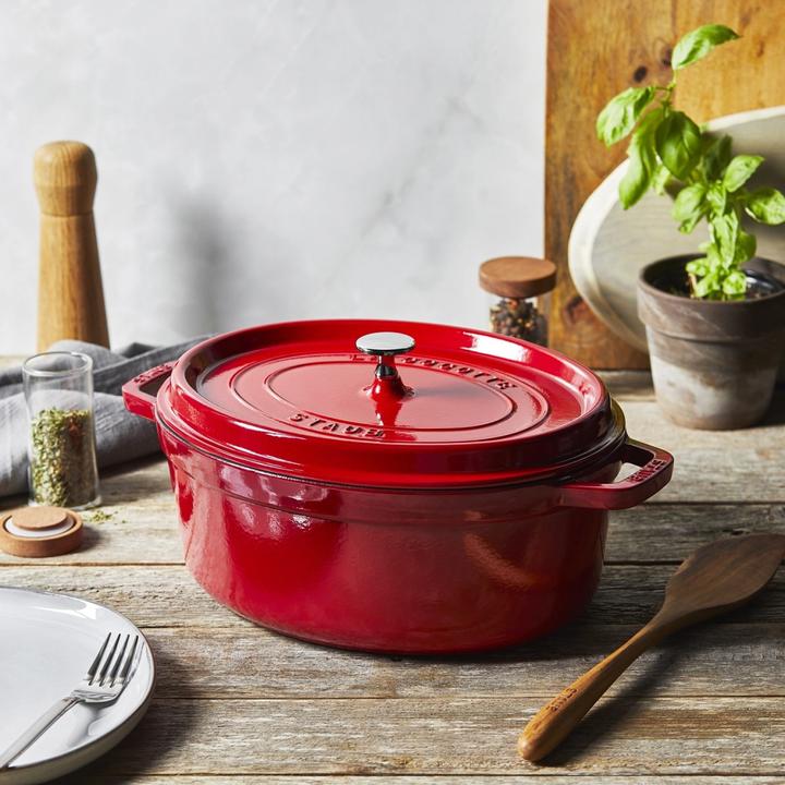 Actual product image Staub Cocotte (31 cm, Casserole + Stewpot, Cast iron)