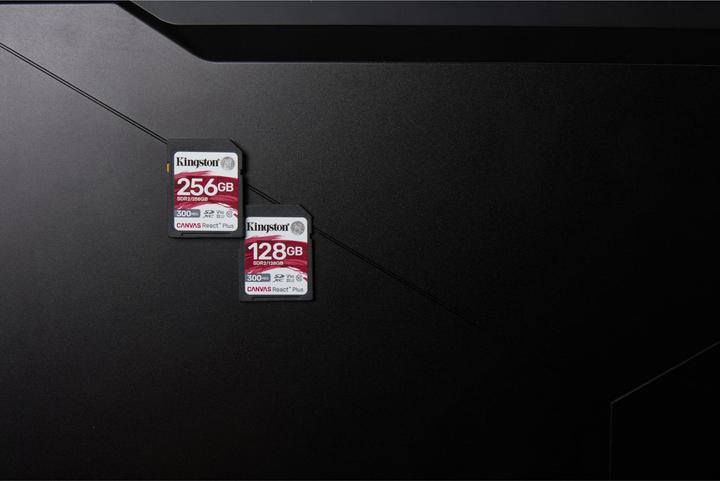 Image du produit Kingston Canvas React Plus SDXC (128 Go, SDXC, U3, UHS-II)