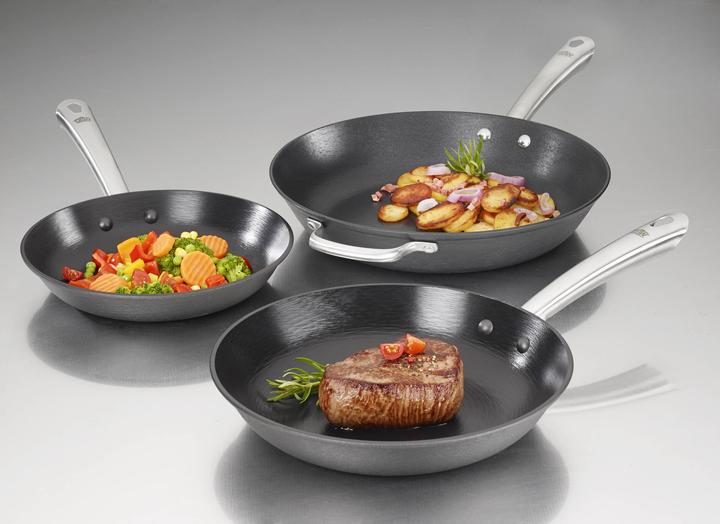 Actual product image GSW Cast iron frying pan "professional", Ø 24 cm (24 cm, Frying pan, Cast iron)