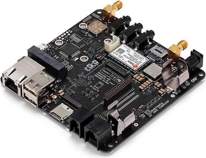 Actual product image Arduino ABX00043 Portenta Max Carrier