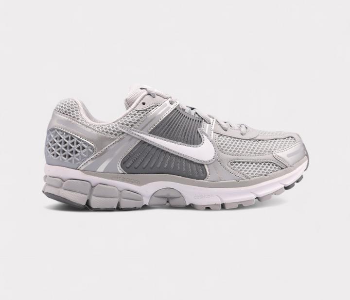 Immagine prodotto Nike Zoom Vomero 5 (36)