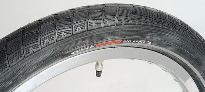Actual product image Schwalbe Big Apple (20 x 2.00, 50-406)