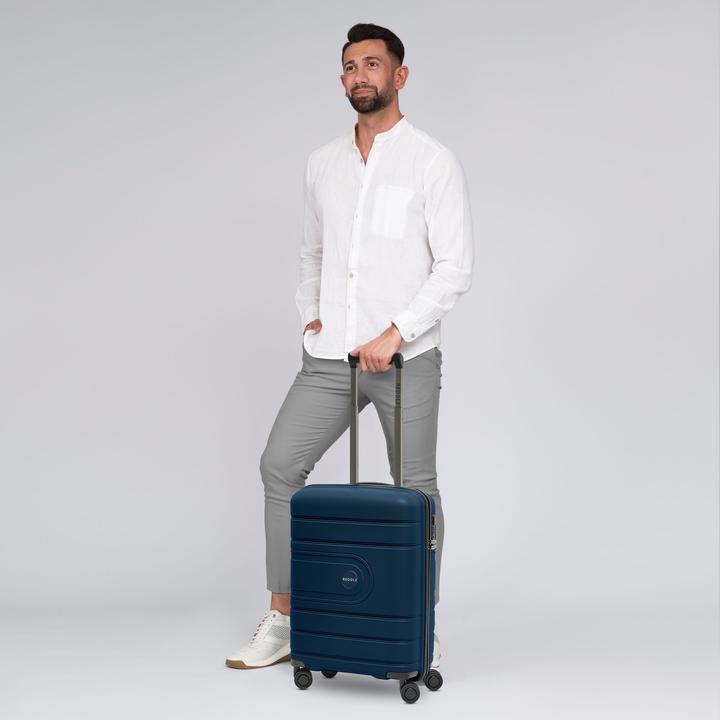 Actual product image Redolz Essentials 11 CABIN 4 wheels cabin trolley 55 cm (39 l, Hand luggage (up to 50 litres))