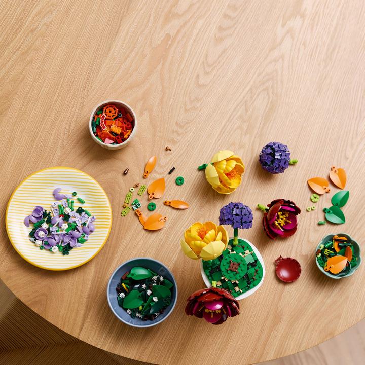 Immagine prodotto LEGO Composizione floreale (10345, LEGO Botanical, Set LEGO rari)