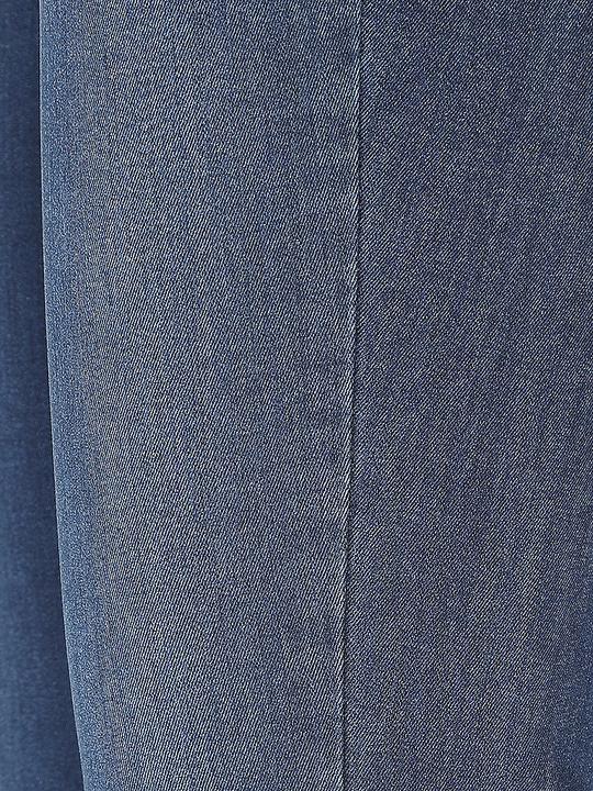 Actual product image MAC Jeans Slim Fit 7/8 DREAM SUMMER WONDERLIGHT DENIM Jeans (W26/L28)