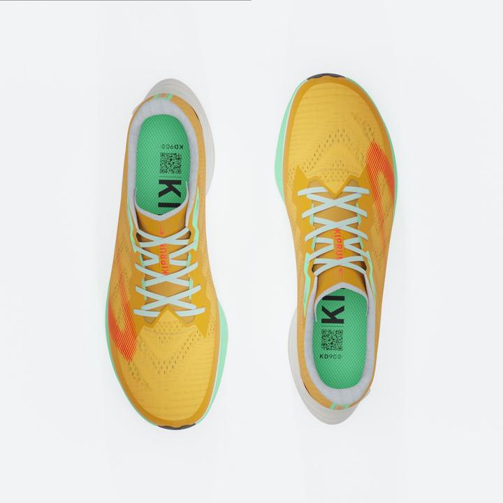 Actual product image Kiprun Laufschuhe Herren - KD900 Light gelb (42)