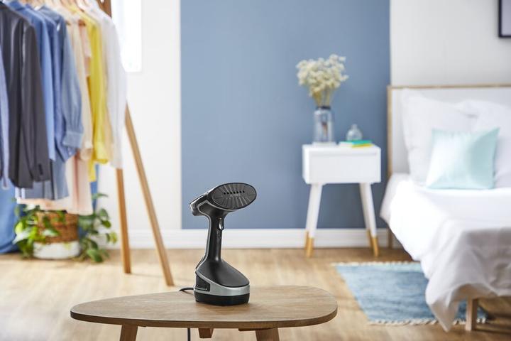 Actual product image Tefal Steam Straightener DT8270 (2000 W, 30 g/min)
