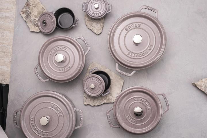 Produktbild Staub Cocotte (22 cm, Bräter + Schmortopf, Gusseisen)