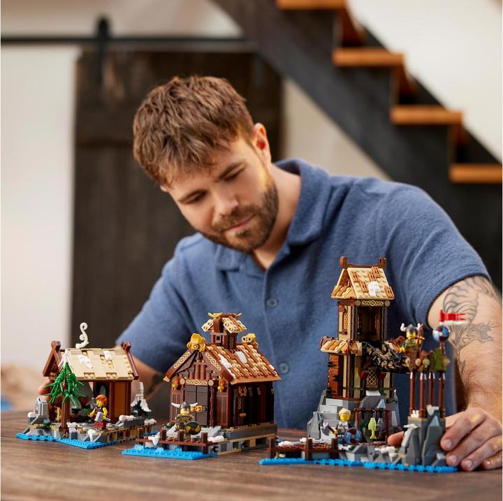 Actual product image LEGO Ideas Viking Village (21343, LEGO Ideas, LEGO Rare Sets)
