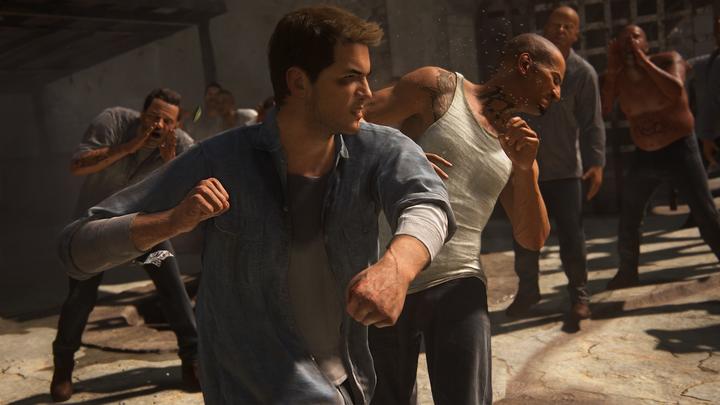Actual product image Sony Uncharted 4: A Thief's End: Playstation Hits (PS4, Multilingual)