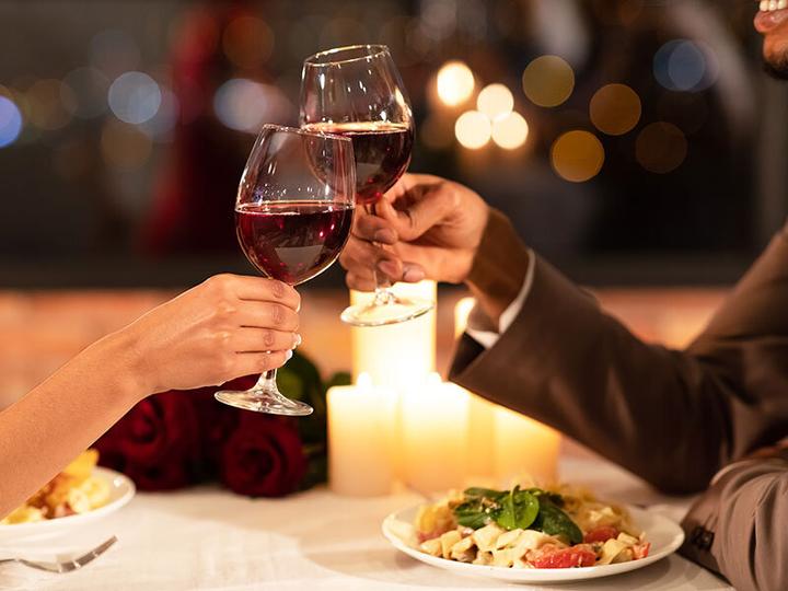Produktbild Smartbox Ein 4-Gänge-Découverte-Menü mit Wein für 2 Personen im MICHELIN-Restaurant Chez Meyer's (2 Pers.)