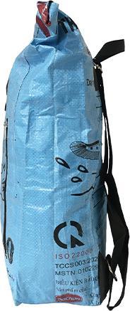 Immagine prodotto Bekos Upcycling - Zaino da corriere realizzato con sacchetti di cibo per pesci riciclati, azzurro (40 l)