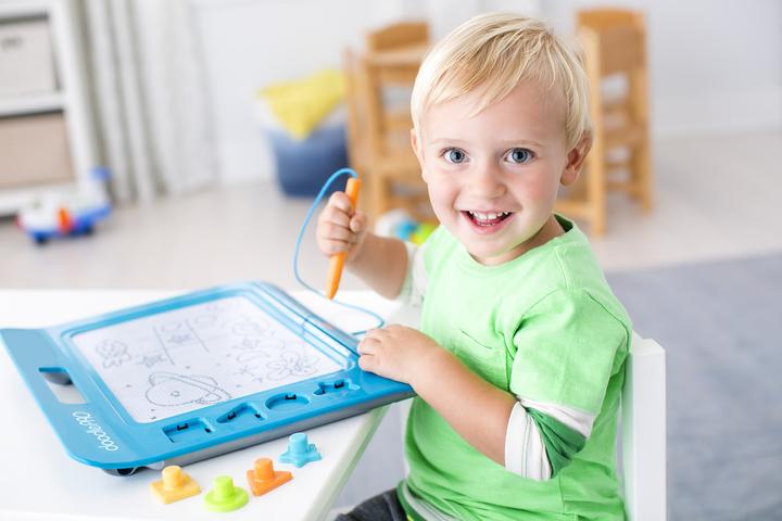 Immagine prodotto Fisher-Price Maltafel Doodle Pro Stamp passaporto