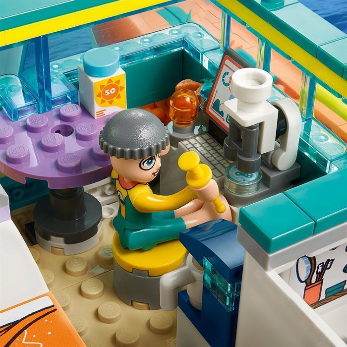 Actual product image LEGO Sea rescue boat (41734, LEGO Friends)