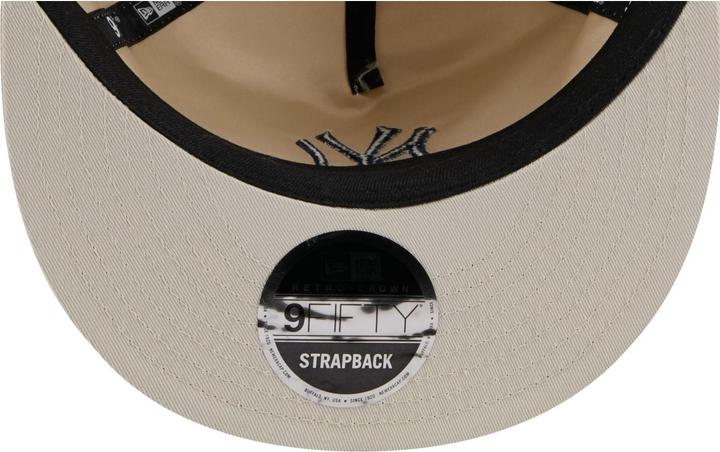 Actual product image New Era 9Fifty Nylon Cap - RETRO CROWN New York Yankees