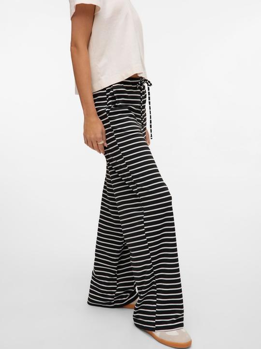 Actual product image Vero Moda VMALMA trousers jogging trousers (XS)