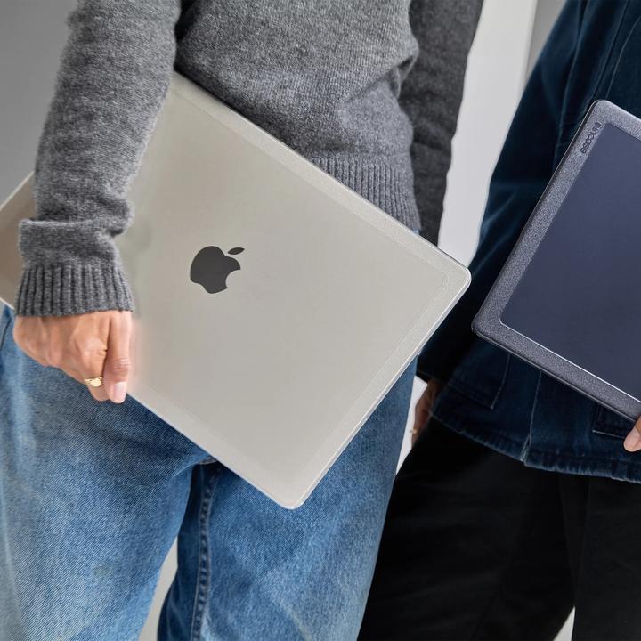 Actual product image Incase Hartschalenkoffer für MacBook Air (13-Zoll, M3, 2024) (13", Apple)