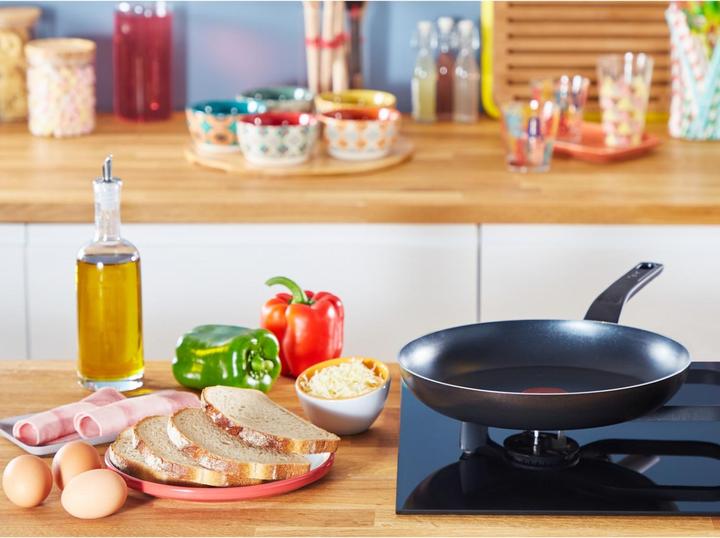 Actual product image Tefal Easy Cook & Clean (24.28 cm, Frying pan, Aluminium)