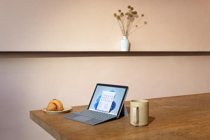 Produktbild Microsoft Surface Go 3 (10.51", Intel Core i3-10110Y, 8 GB, 128 GB)